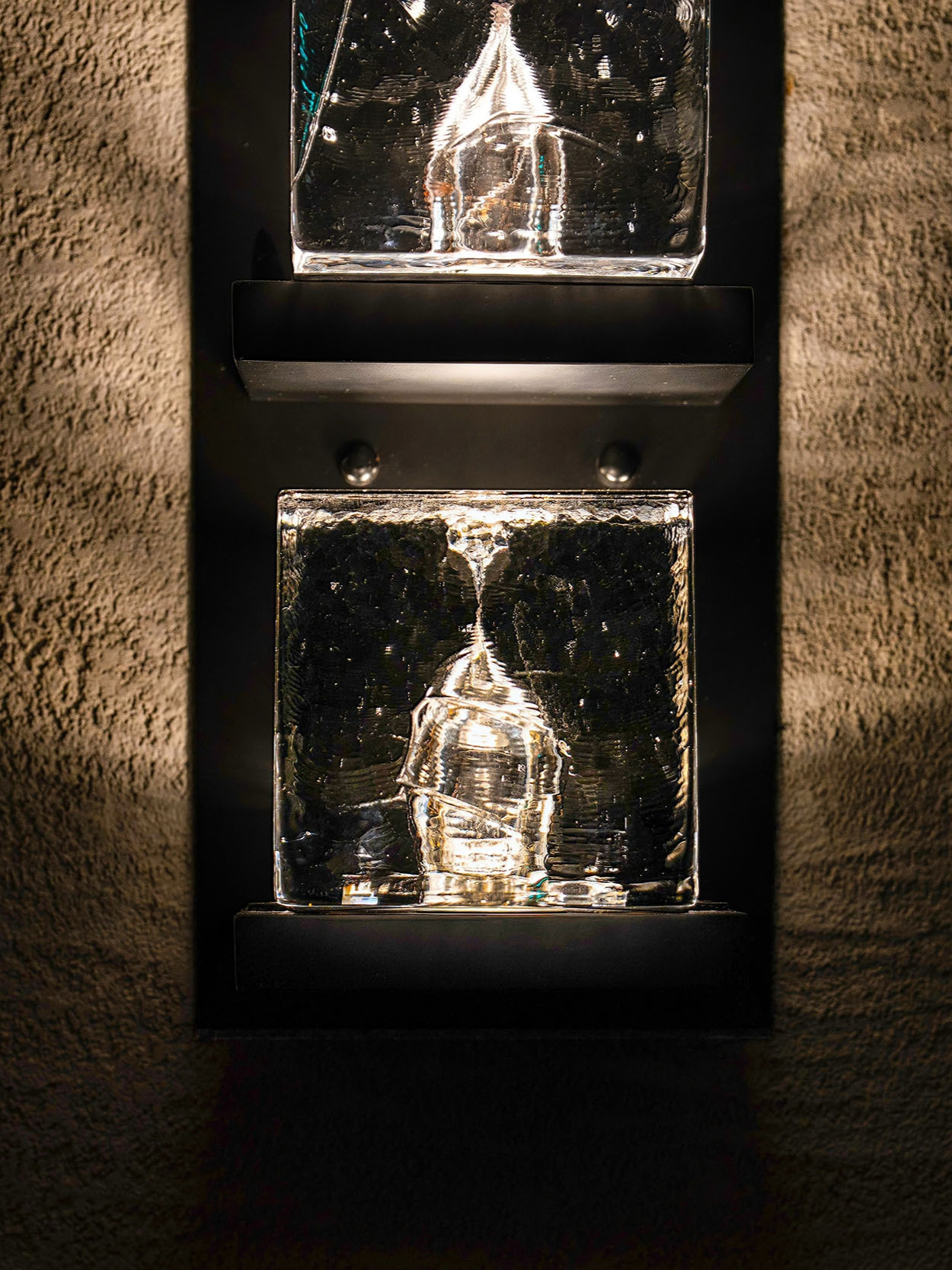 Akuna lighting experience detail 4