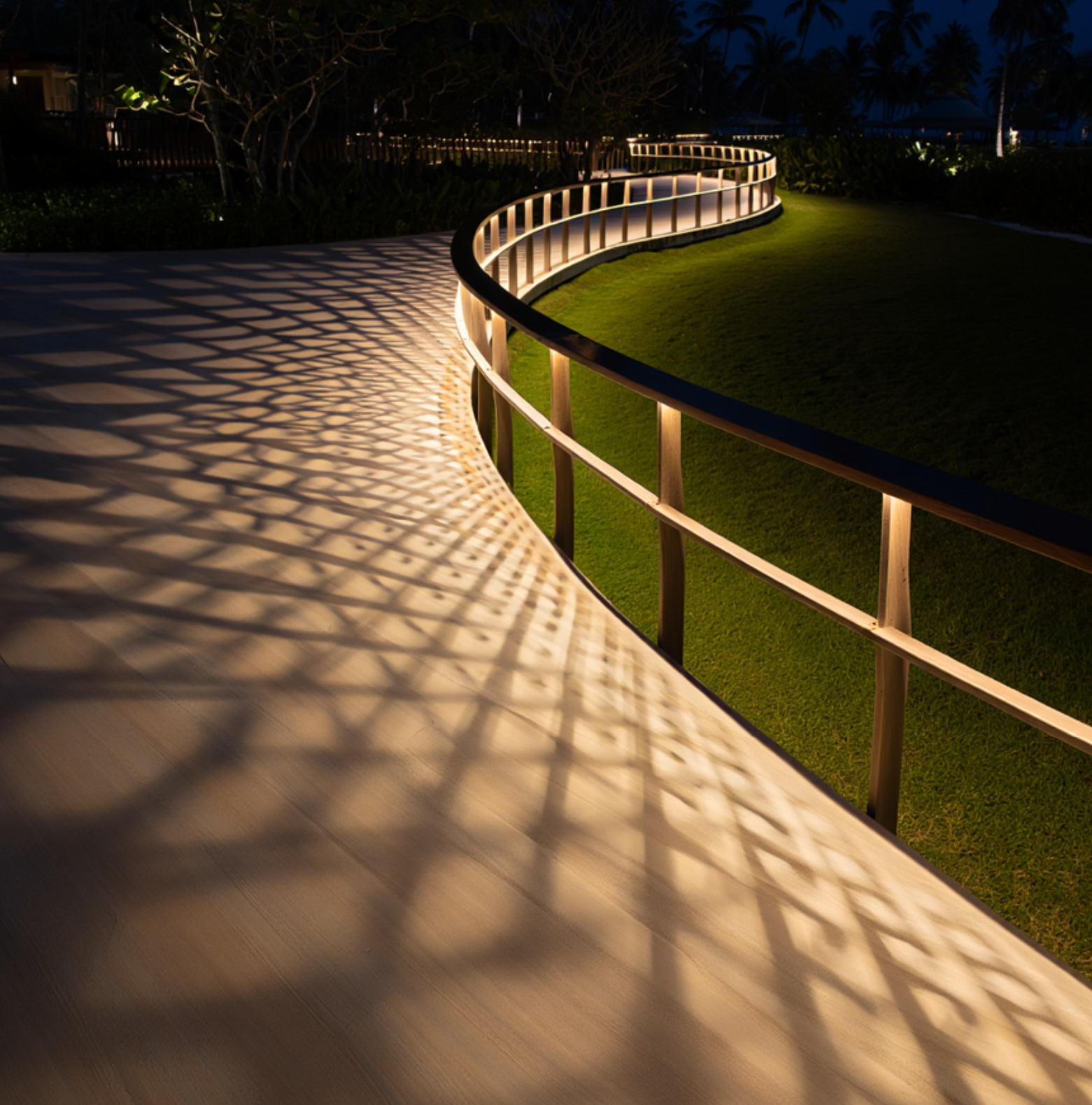 Deco path light detail 1